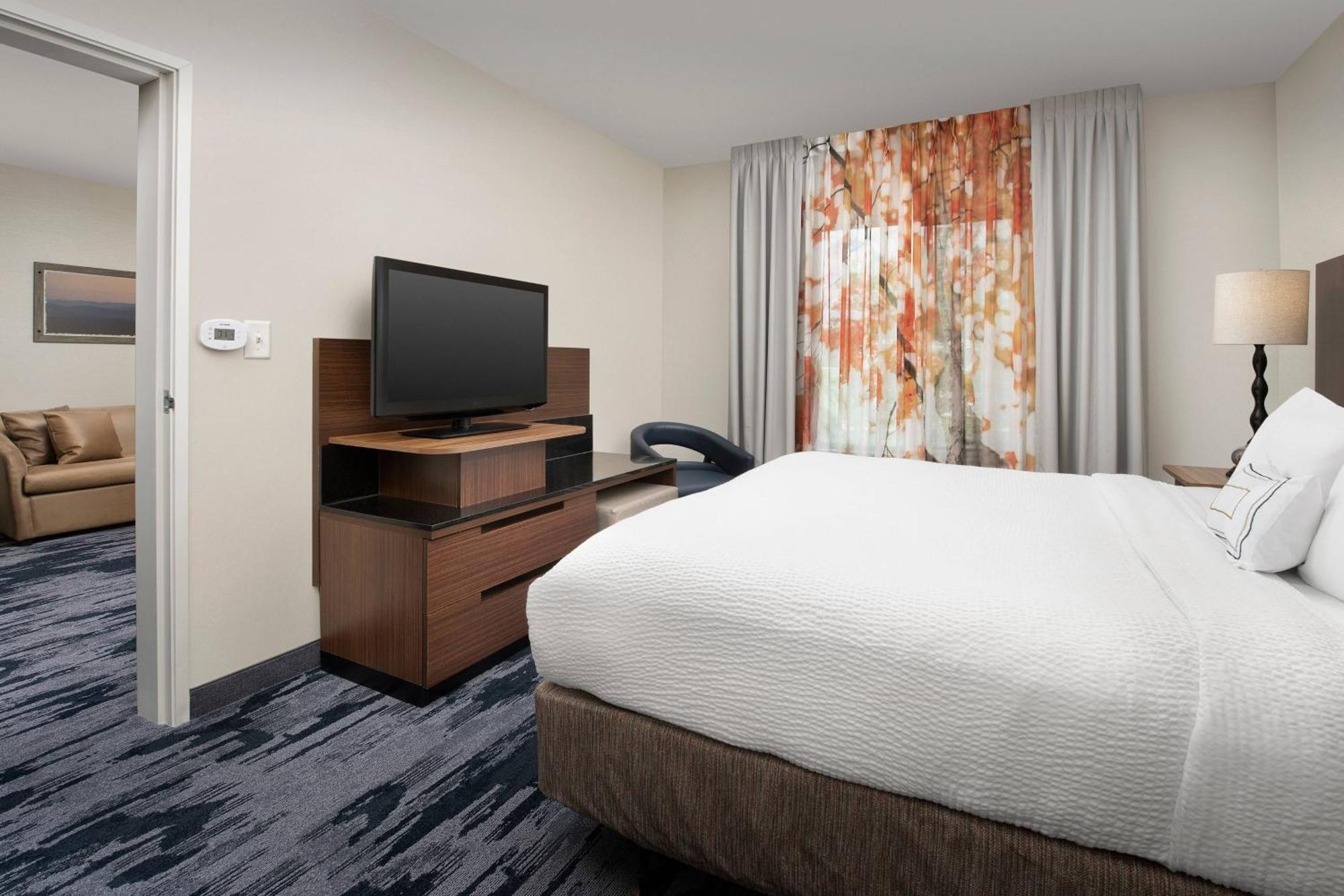 Fairfield Inn & Suites Baltimore BWI Airport Linthicum Bagian luar foto