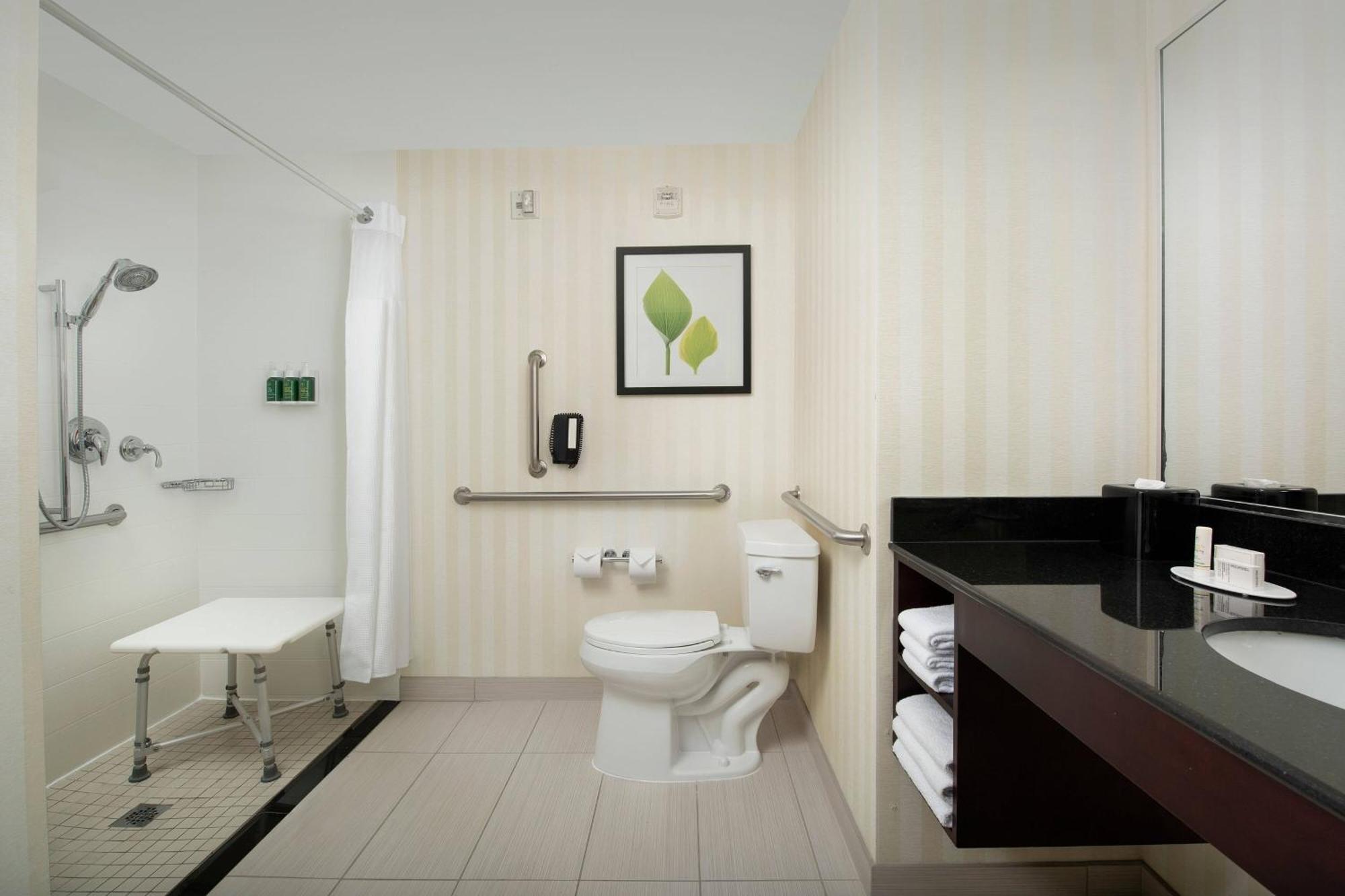 Fairfield Inn & Suites Baltimore BWI Airport Linthicum Bagian luar foto