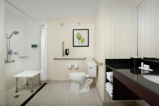 Fairfield Inn & Suites Baltimore BWI Airport Linthicum Bagian luar foto